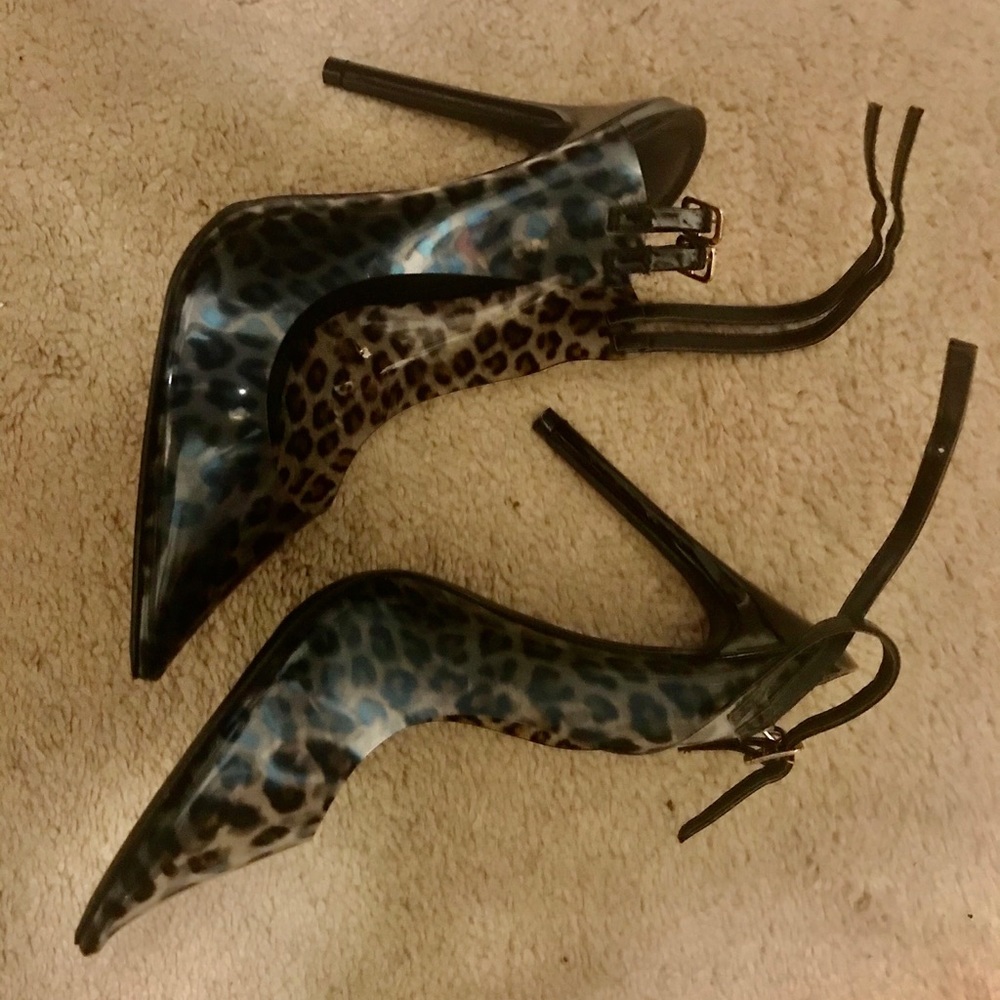 Leopard Pumps - Picture 3 of 3